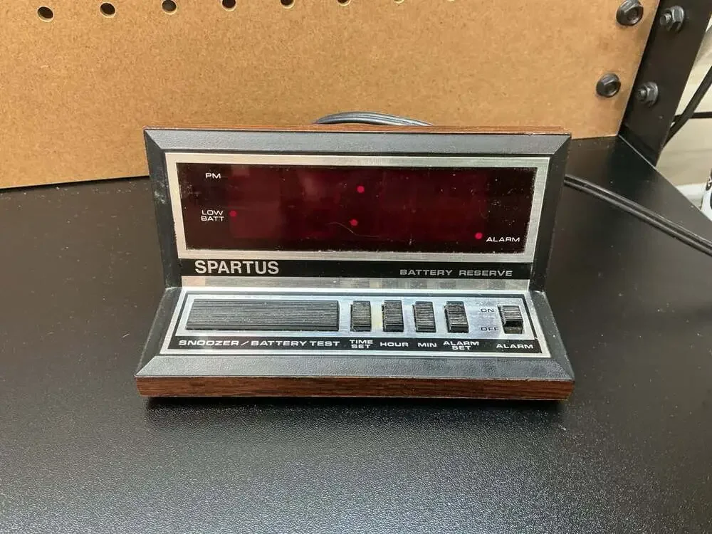 Vintage Spartus Apollo Model 1140 Digital Alarm Clock